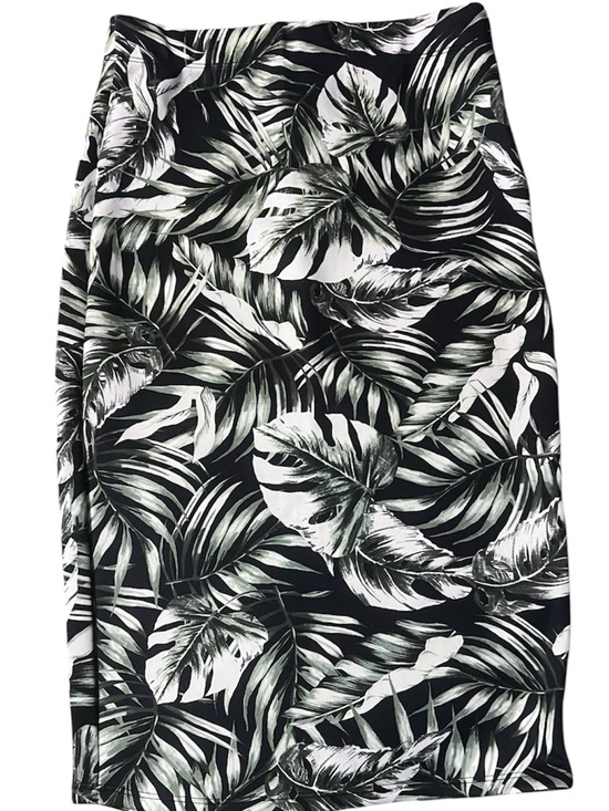 Forever 21 Dresses & Skirts - Forever 21 Tropical Palm Leaf Print High Waisted Pencil Midi Skirt Size M NWOT
